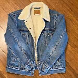 Levi’s medium blue shearling jacket